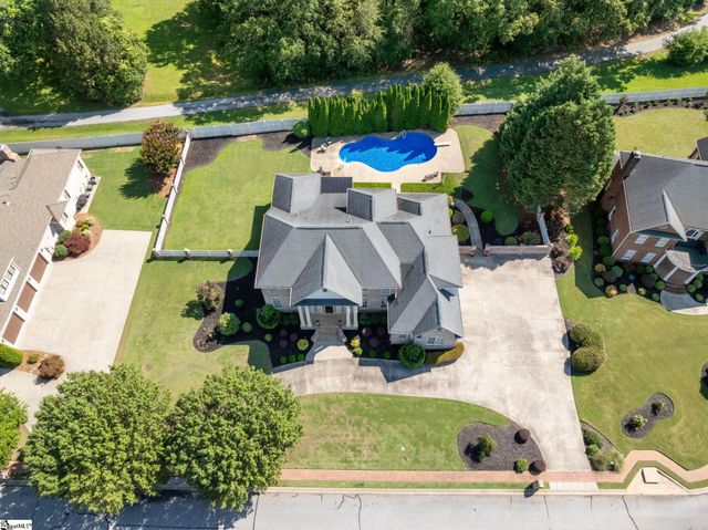 3 Charlestonplace Court, Greenville, SC 29615
