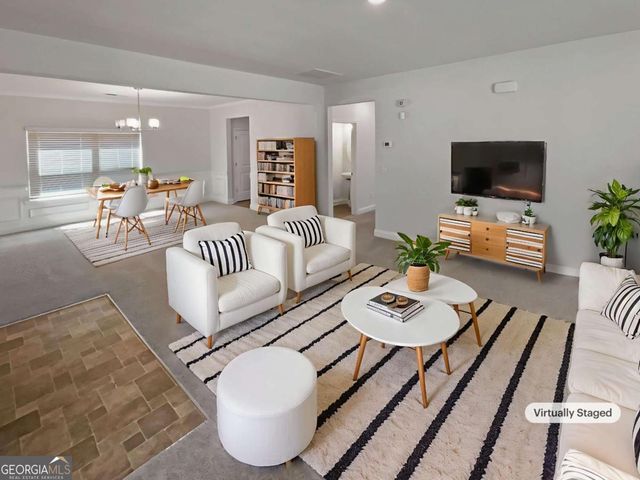 6271 Hickory Lane Circle, Union City, GA 30291