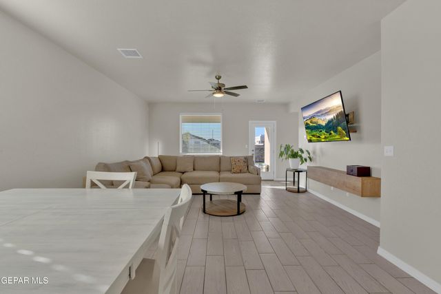 13768 Loreina Luz Avenue, Horizon City, TX 79928