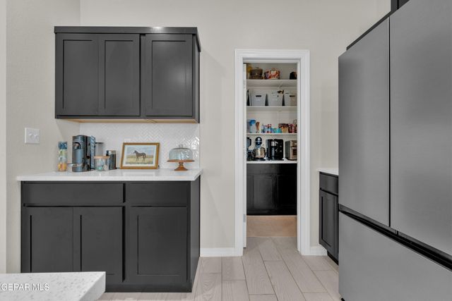 13768 Loreina Luz Avenue, Horizon City, TX 79928