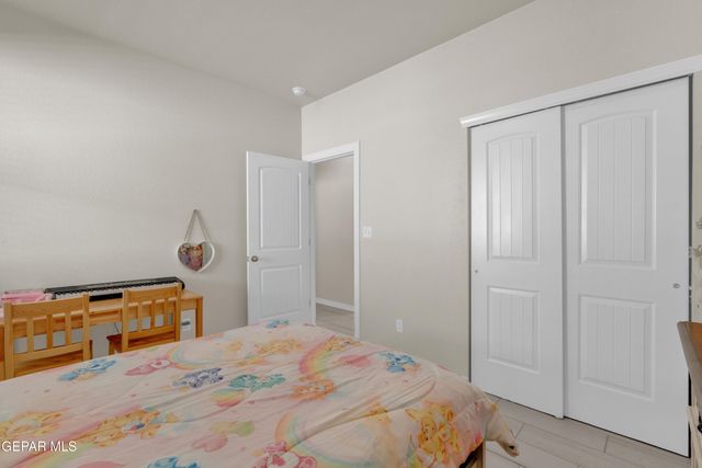 13768 Loreina Luz Avenue, Horizon City, TX 79928