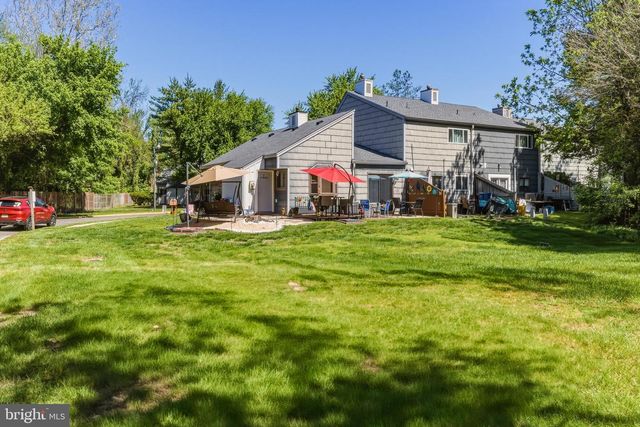 1 GEORGETOWNE, Lindenwold, NJ 08021
