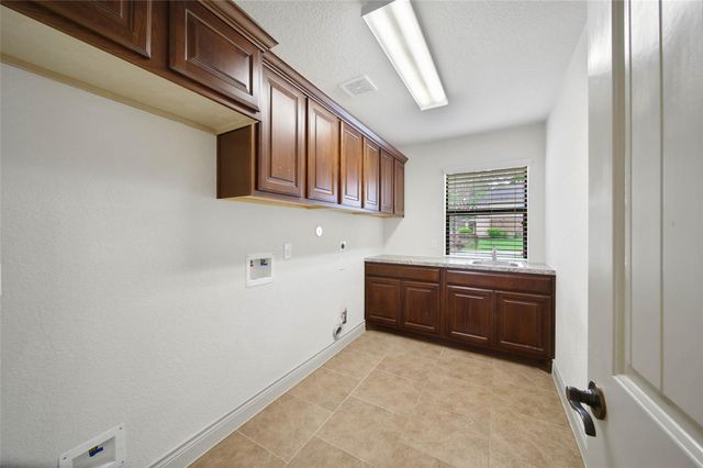 40503 Manor Drive, Magnolia, TX 77354