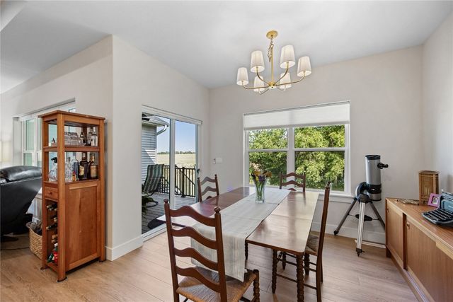 1509 3rd Street SW, Mt Vernon, IA 52314