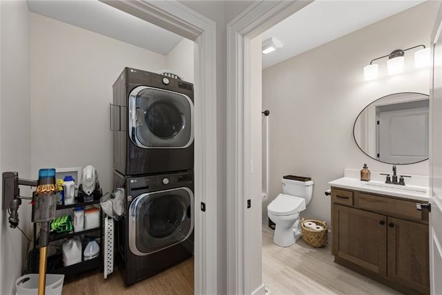 1509 3rd Street SW, Mt Vernon, IA 52314