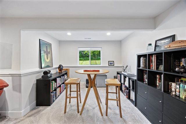 1509 3rd Street SW, Mt Vernon, IA 52314