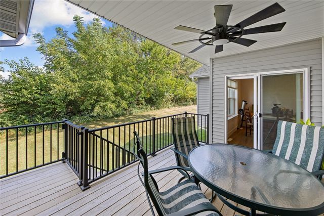 1509 3rd Street SW, Mt Vernon, IA 52314