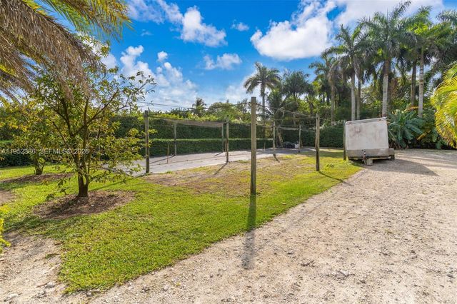 16020 SW 208th Ave, Miami, FL 33187