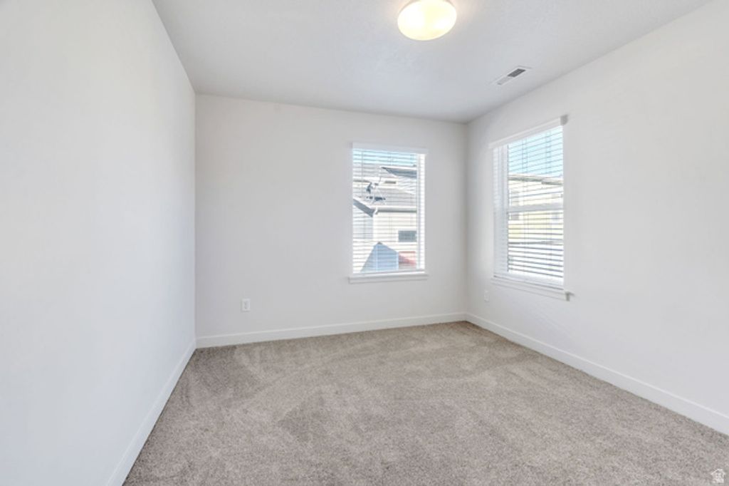 Image 15 of property listing at 4288 E HALF TIMBER WAY, Eagle Mountain, UT 84005