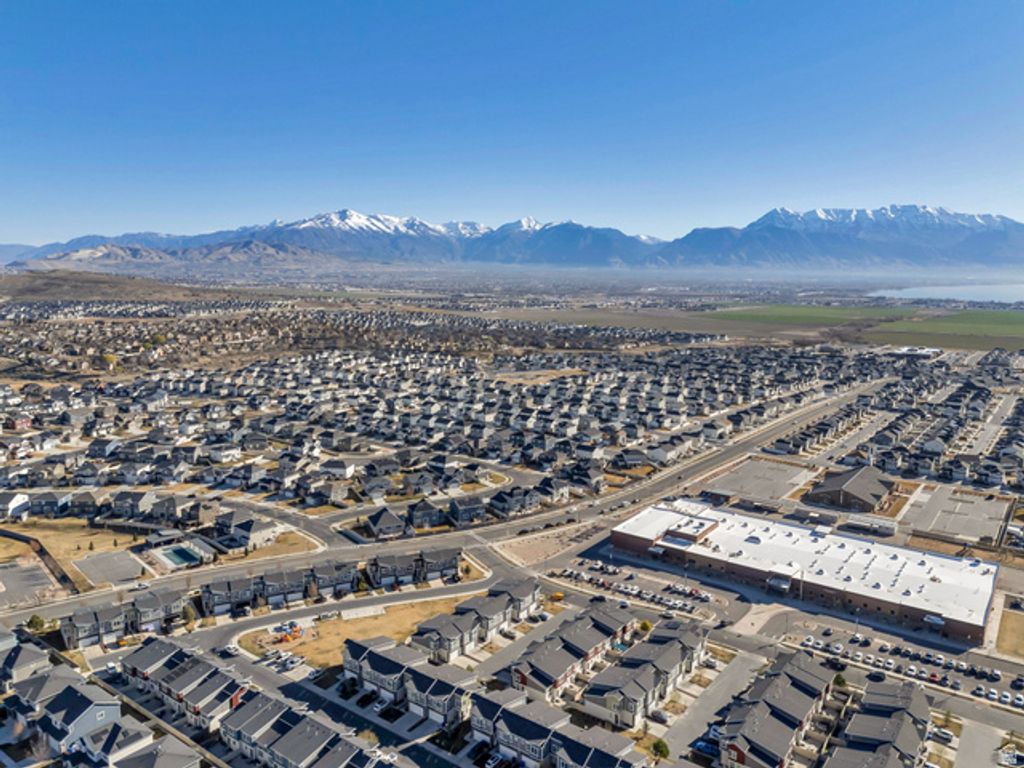 Image 31 of property listing at 4288 E HALF TIMBER WAY, Eagle Mountain, UT 84005