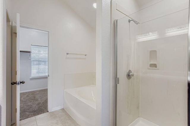 1816 Sherwood Forest Circle, League City, TX 77573