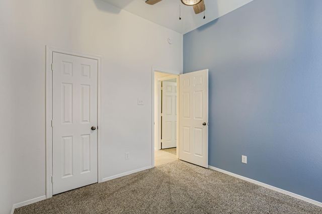 1816 Sherwood Forest Circle, League City, TX 77573