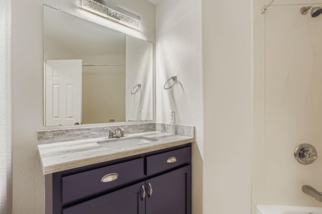 1816 Sherwood Forest Circle, League City, TX 77573