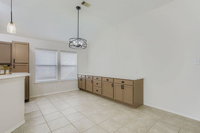 1816 Sherwood Forest Circle, League City, TX 77573