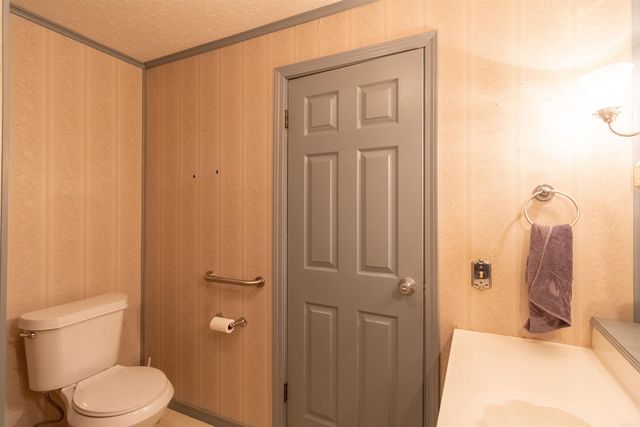 1711 W Cline St, Clarksville, AR 72830