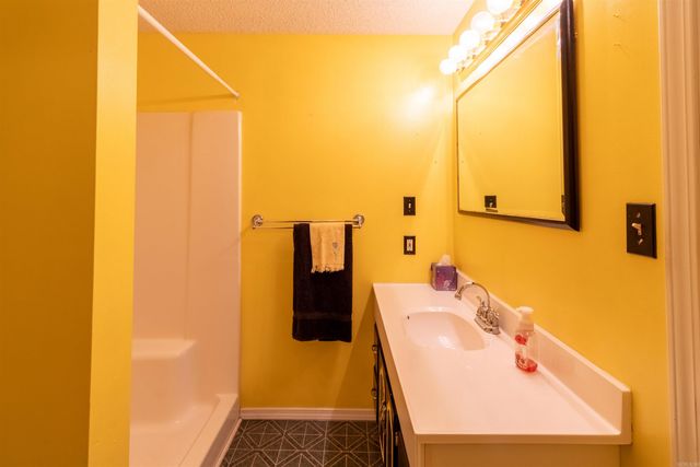 1711 W Cline St, Clarksville, AR 72830