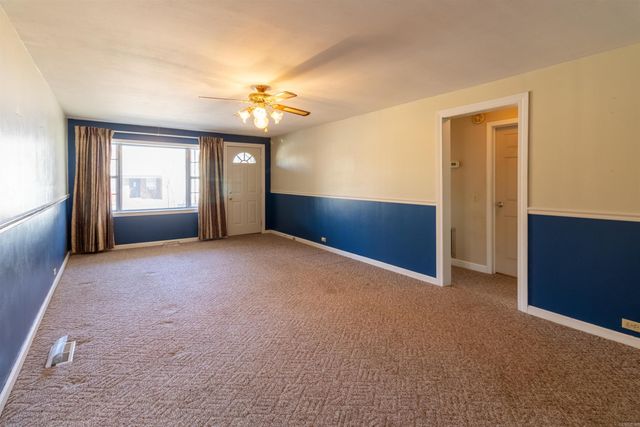 1711 W Cline St, Clarksville, AR 72830