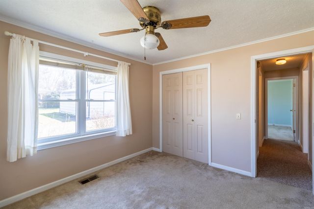 1711 W Cline St, Clarksville, AR 72830