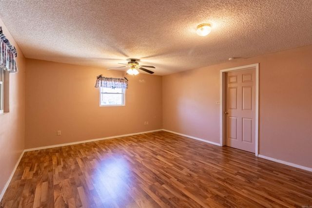 1711 W Cline St, Clarksville, AR 72830