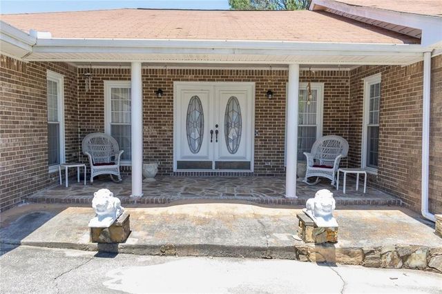 4625 Lovvorn Rd Road, Carrollton, GA 30117