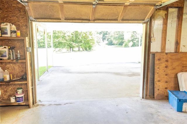 4625 Lovvorn Rd Road, Carrollton, GA 30117