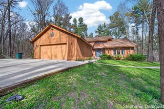 848 Scenic Drive, Muskegon, MI 49445