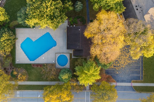 1168 Northbury Lane B1, Wheeling, IL 60090