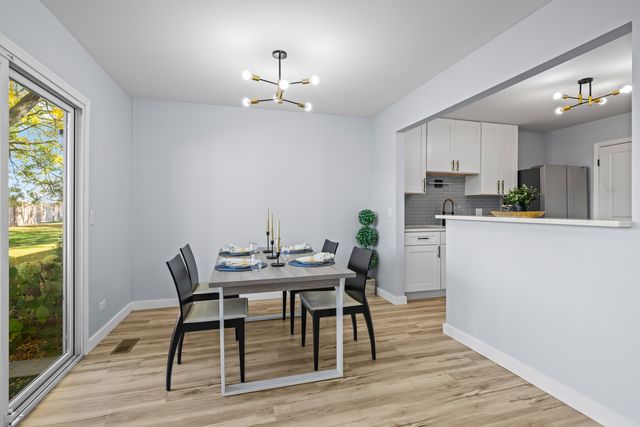 1168 Northbury Lane B1, Wheeling, IL 60090