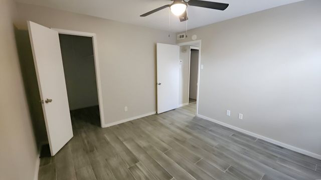 2627 Douglas Avenue 121, Dallas, TX 75219