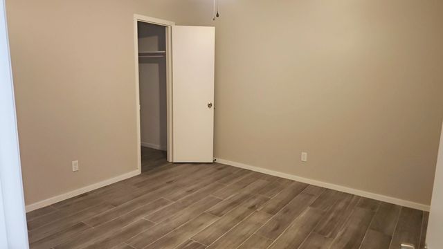 2627 Douglas Avenue 121, Dallas, TX 75219