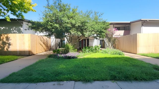 2627 Douglas Avenue 121, Dallas, TX 75219