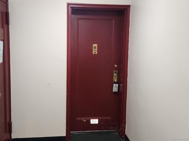 2 Fisher Drive D101, Mount Vernon, NY 10552