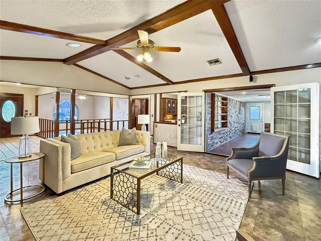 10300 Ryecroft Road, Oklahoma City, OK 73162