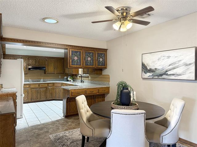 10300 Ryecroft Road, Oklahoma City, OK 73162