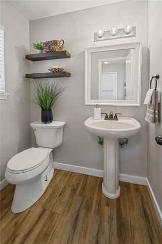 15121 Meredith LN, College Station, TX 77845