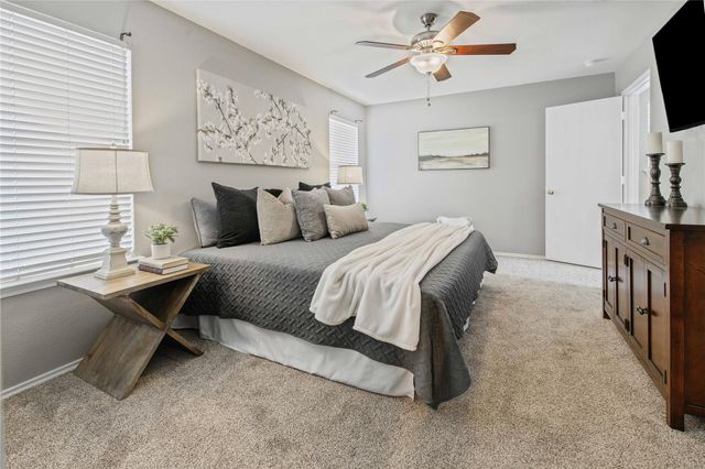 15121 Meredith LN, College Station, TX 77845