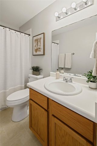 15121 Meredith LN, College Station, TX 77845