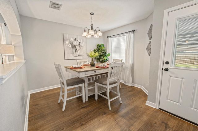 15121 Meredith LN, College Station, TX 77845