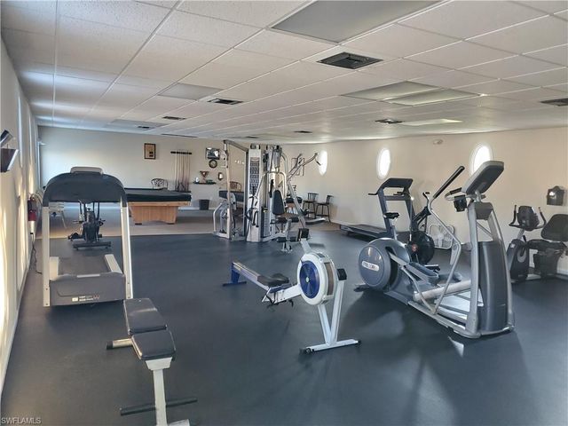 1381 N Brandywine CIR, Fort Myers, FL 33919