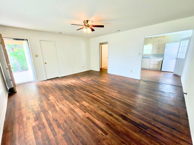 102 Ator Street, Lipan, TX 76462