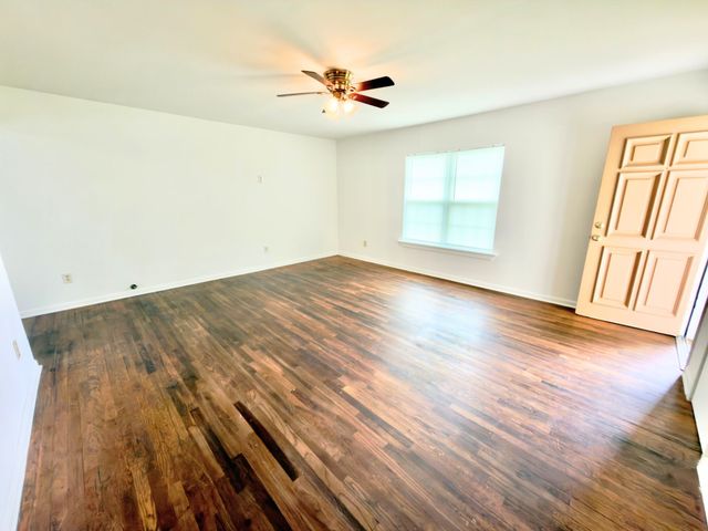 102 Ator Street, Lipan, TX 76462