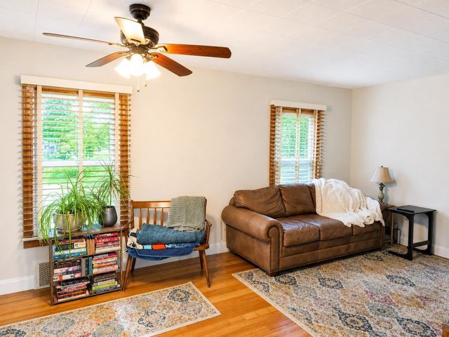 2100 Pompey Road, Waterford Twp, MI 48327