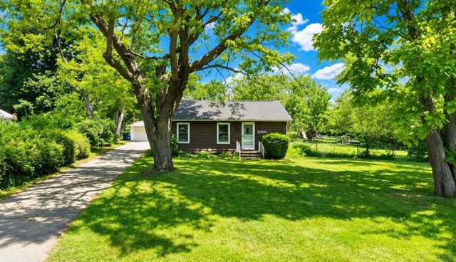 2100 Pompey Road, Waterford Twp, MI 48327