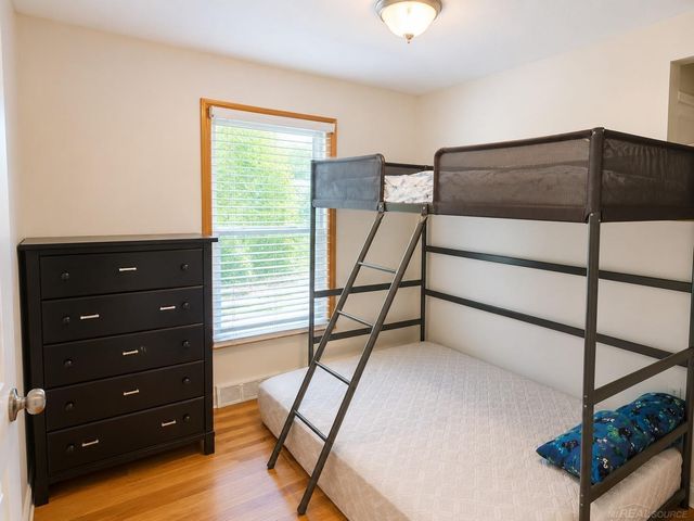 2100 Pompey Road, Waterford Twp, MI 48327