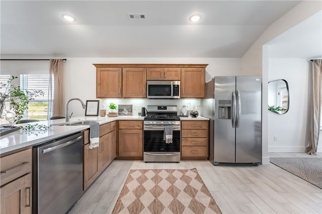 1807 Farmer Street, Pea Ridge, AR 72751