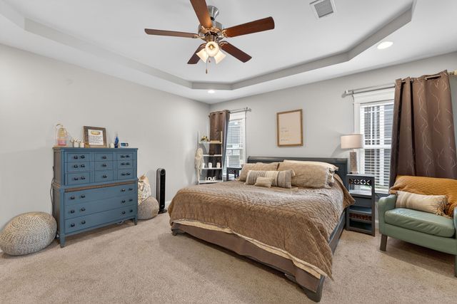 1221 Avery Dr, Murfreesboro, TN 37128