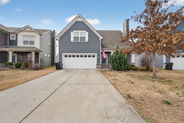 1221 Avery Dr, Murfreesboro, TN 37128