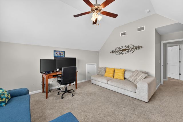 1221 Avery Dr, Murfreesboro, TN 37128