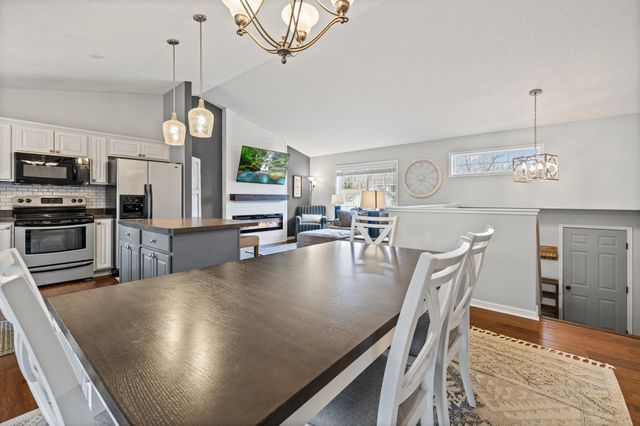 6509 147th Street W, Savage, MN 55378