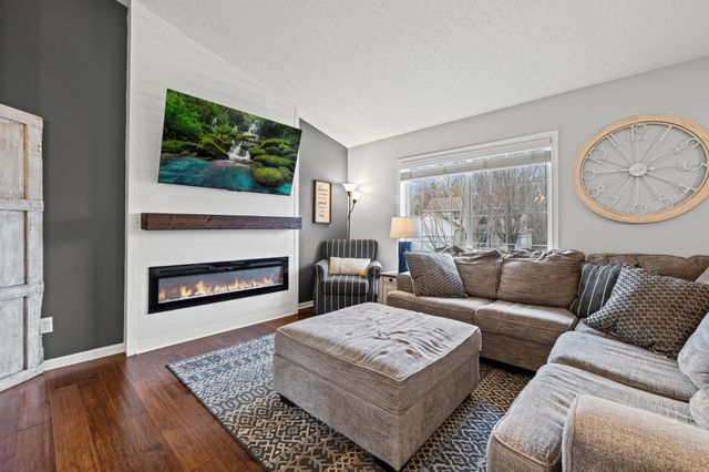 6509 147th Street W, Savage, MN 55378